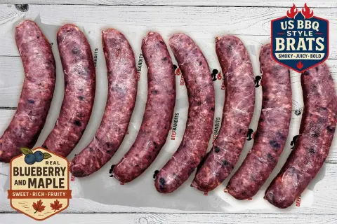 Zehn rohe US BBQ Style Brats, Blueberry & Maple Geschmack. Das bratwurst gewicht ist perfekt für den Grill.