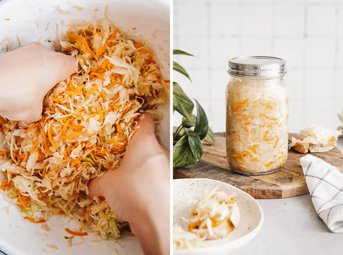Hände verarbeiten Weißkohl und Karotten für ein einfaches Sauerkraut-Rezept. Ein Glas gefüllt mit dem fermentierten Kohl steht bereit.